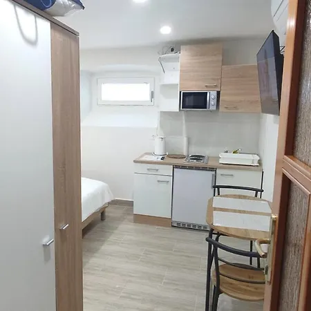 Bruno - Wifi And Parking Available * Portoroz