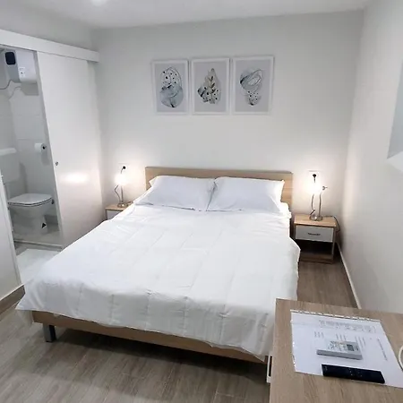 2023 Bruno - Wifi And Parking Available