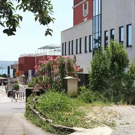 Bruno - Wifi And Parking Available *