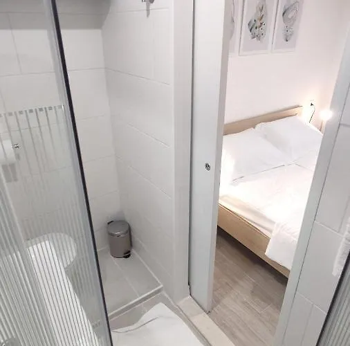 Bruno - Wifi And Parking Available