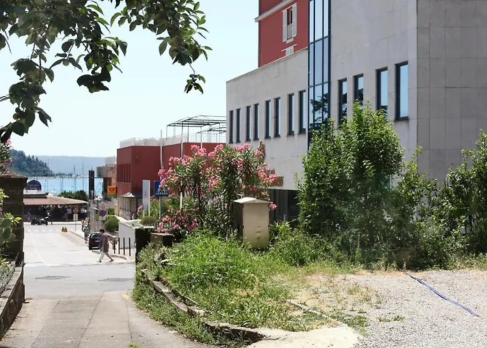 Bruno - Wifi And Parking Available *