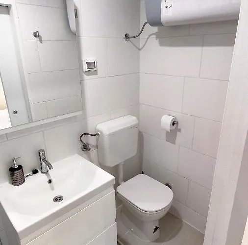 Bruno - Wifi And Parking Available