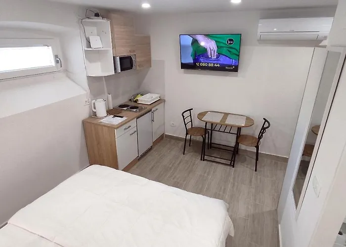 Bruno - Wifi And Parking Available Daire *